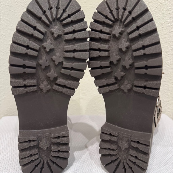 CLIFFS BY WHITE MOUNTAIN Women's Zippered Lace-Up Ankle Bootie with Knit Collar - Picture 5 of 7